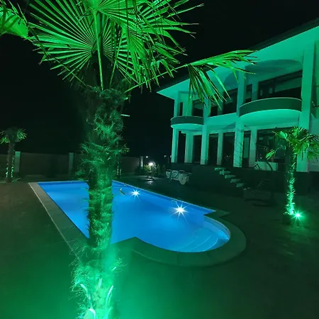 빌라 Captain Niko *