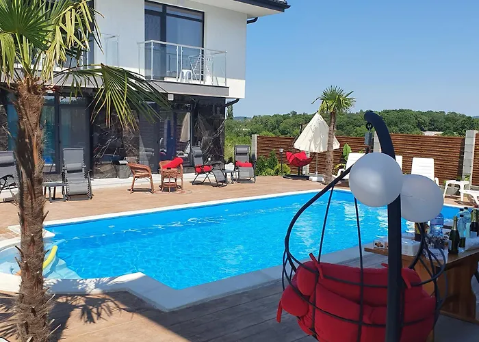 Captain Niko * Бургас